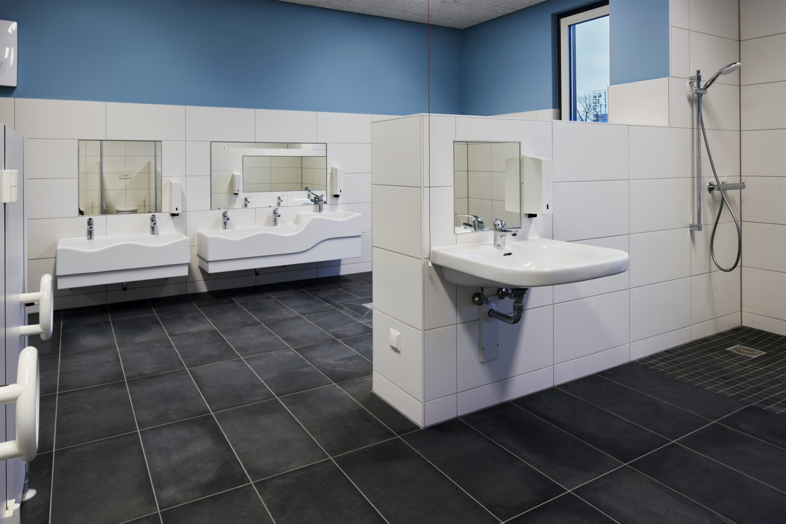 Neubau Kita und Familienzentrum Kändlerstraße - Sanitärraum